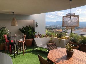 Bel appartement au calme vue imprenable parking privé gratuit