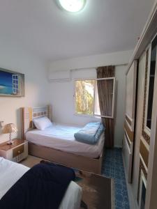 Family-only hotel apartment in Sheikh Zayed City