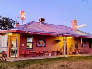Lockhart Railway Hotel