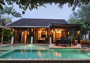 Villa Emerald Sand - Beach Front 4 Bed Pool Villa - Ban Thong Phlu