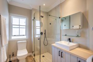 4164 River Club
