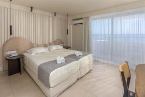 Alia Beach Hotel by Estia
