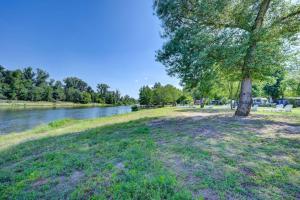 Campings Camping La Chapouliere : photos des chambres