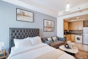 Modern Studio Lake View JLT Near Marina & Metro