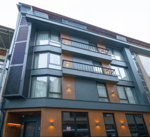 Verula City Suites