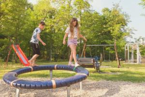 Campings Camping La Chapouliere : photos des chambres