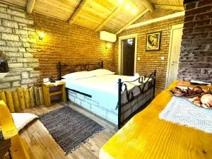 Villa Muzhaqi - Shënvasi