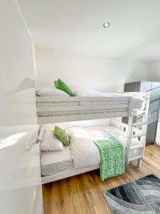 Luxury Flat for 6 - 5 Min Walk from Camden Market HW4