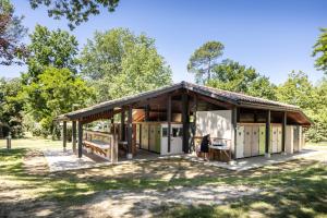 Campings Huttopia Lac de l'Uby - Gers : photos des chambres