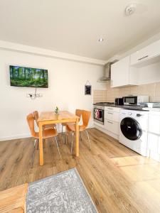 Luxury Flat for 6 - 5 Min Walk from Camden Market HW4