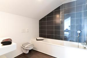 Hotels Logis Hotel & Restaurant La Villa Bleue : photos des chambres