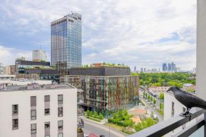 Burakowska 16 Apartament z Balkonem i Parkingiem Warszawska Wola by Noclegi Renters