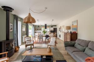 Maisons de vacances La Cabane des Ebihens - A moins d-1km de la plage : photos des chambres