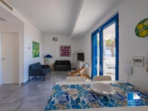 CALALUNGA PIETRAGRANDE - Exclusive Shoreline Haven