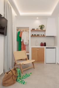 Agia Anna Living
