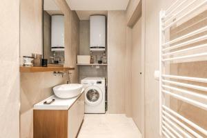 Luxury Seaview Apartment