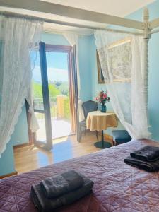 Esmaraldas House of Love