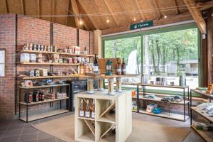 Campings Huttopia Lac de Sille : photos des chambres