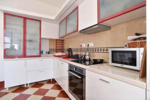 PERFECT OLD TOWN SPOT in Budva