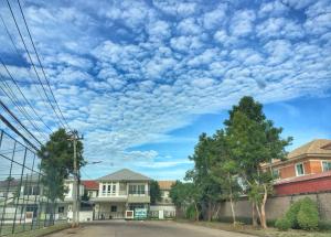 288 Sqm 3 bedrooms 2 living rooms, Gated Community KKC