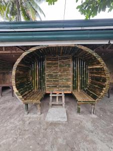 Tambayan Rooms and Cottages by SMS Hospitality