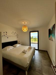 T2 neuf vue mer proximite plage