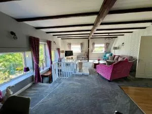 The Loft @ Brighouse - 克莱克西顿