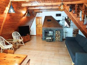 Dom nad Jeziorem Bory Tucholskie Pomost Łódka