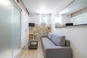 Port de Nice, Charmant studio