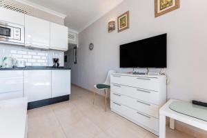 Stunning marina view apartment