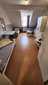 Moderne Studio Apartments und 120qm Wohnungen in Oberhausen, ideal für Geschäftsreisende und Monteure