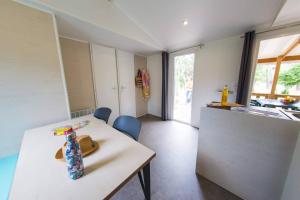 Campings Camping La Chapouliere : Mobile Home