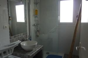 Maisons de vacances Bastide de l-Escalette, charmante Bastide pour 6 personnes avec piscine : photos des chambres