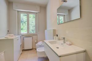 The Golden View - Happy Rentals