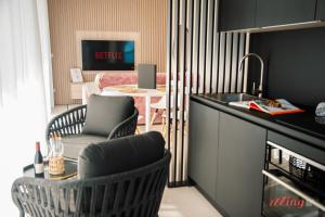 Your luxury retreat at Mercury Towers