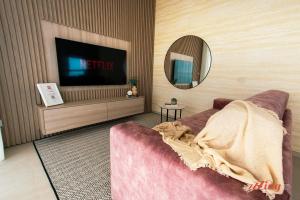 Your luxury retreat at Mercury Towers