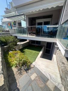 Nea Peramos Apartment SeaFront