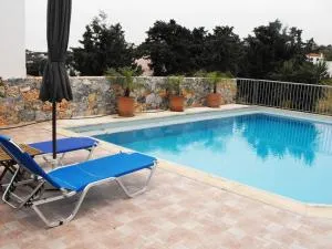 Christinas summer house with pool in Kefalas - Kefalás