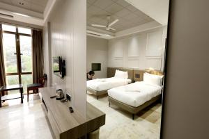 Hotel Statusinn, Ichalkaranji