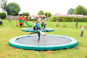 Camping La Colline - Maeva