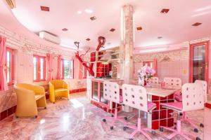 Pacos Resort Barbie House