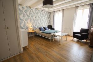 Appartements Monlogis 2 Grand Studio lumineux- Fibre : photos des chambres