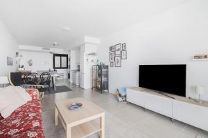 Torrox Costa Apartamento con piscina y vistas al mar