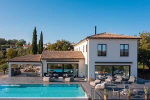 Villa Cypress Hill 