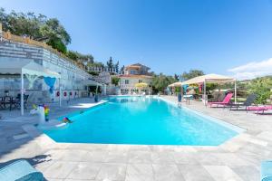 Pacos Resort Family Villa 14