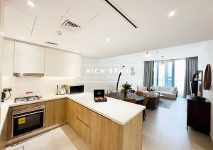 Alluring 2BR at LIV Residences in Dubai Marina by Rich Stay - 5hvězdičkové hotely ve městě Dubaj