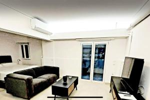 Alimos Cozy Studio