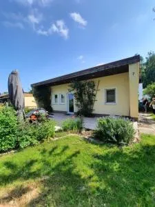 Ferienhaus in Dahmen Terrasse und Grill - Basedow