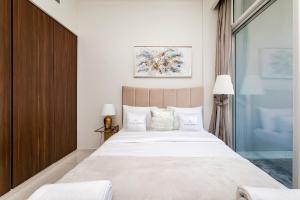 DAMAC Vera 1BR with Downtown & Burj Khalifa View
