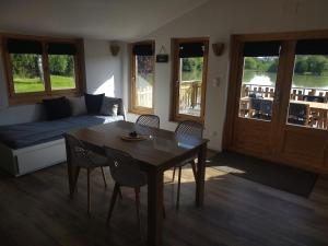 Chalets Un etang ideal pour la famille : Chalet 1 Chambre